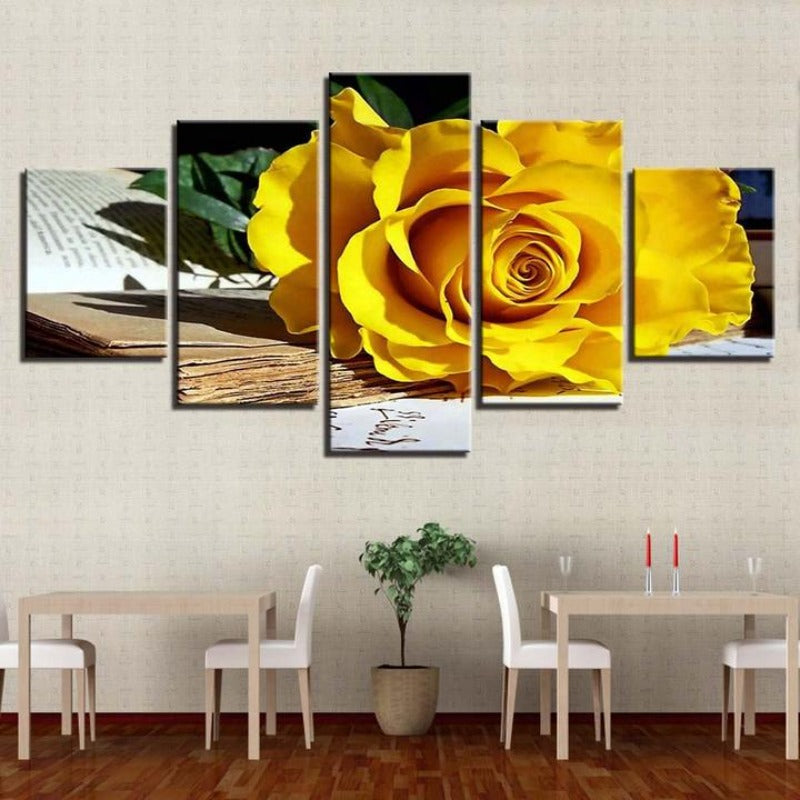Fallen Yellow Rose - Leinwand Wandkunst Gemälde
