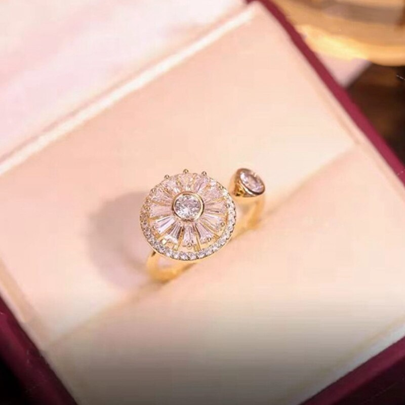 Brehn | Blühende Blume Rotierender Ring