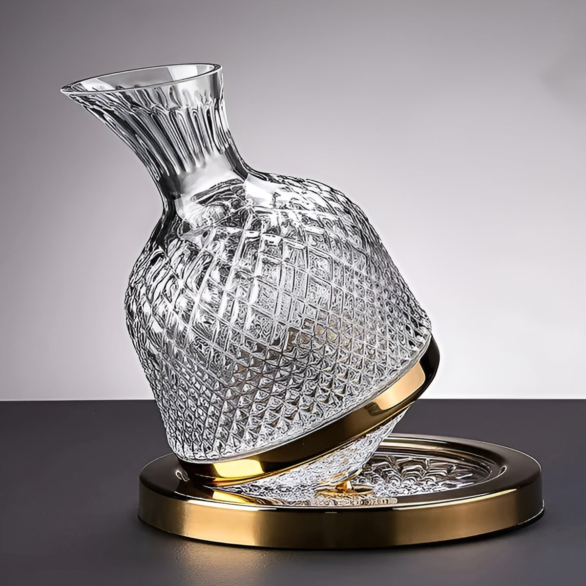 Kristallglaskaraffe – 360° drehbar, elegant und mit elegantem Design | 1,5-Liter-Wein- und Getränkespender