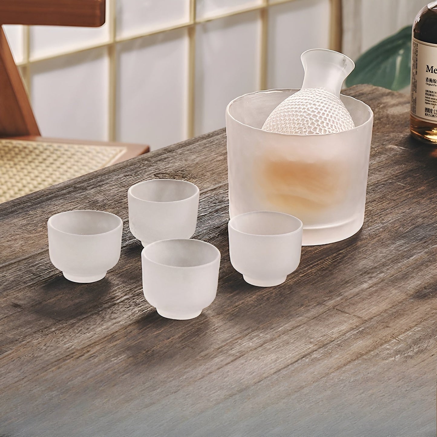 Japanisches Sake-Set aus Glas – Elegante Karaffe mit Bechern | Perfekt für Wein, Whiskey und Likör