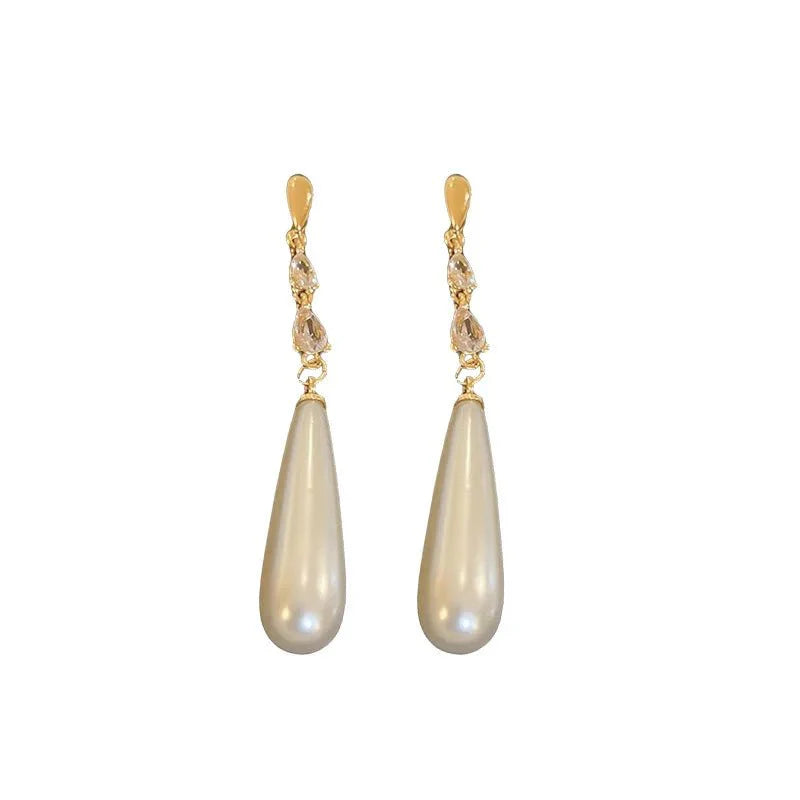 Brehn | Wasserfallperle Diamantohrringe