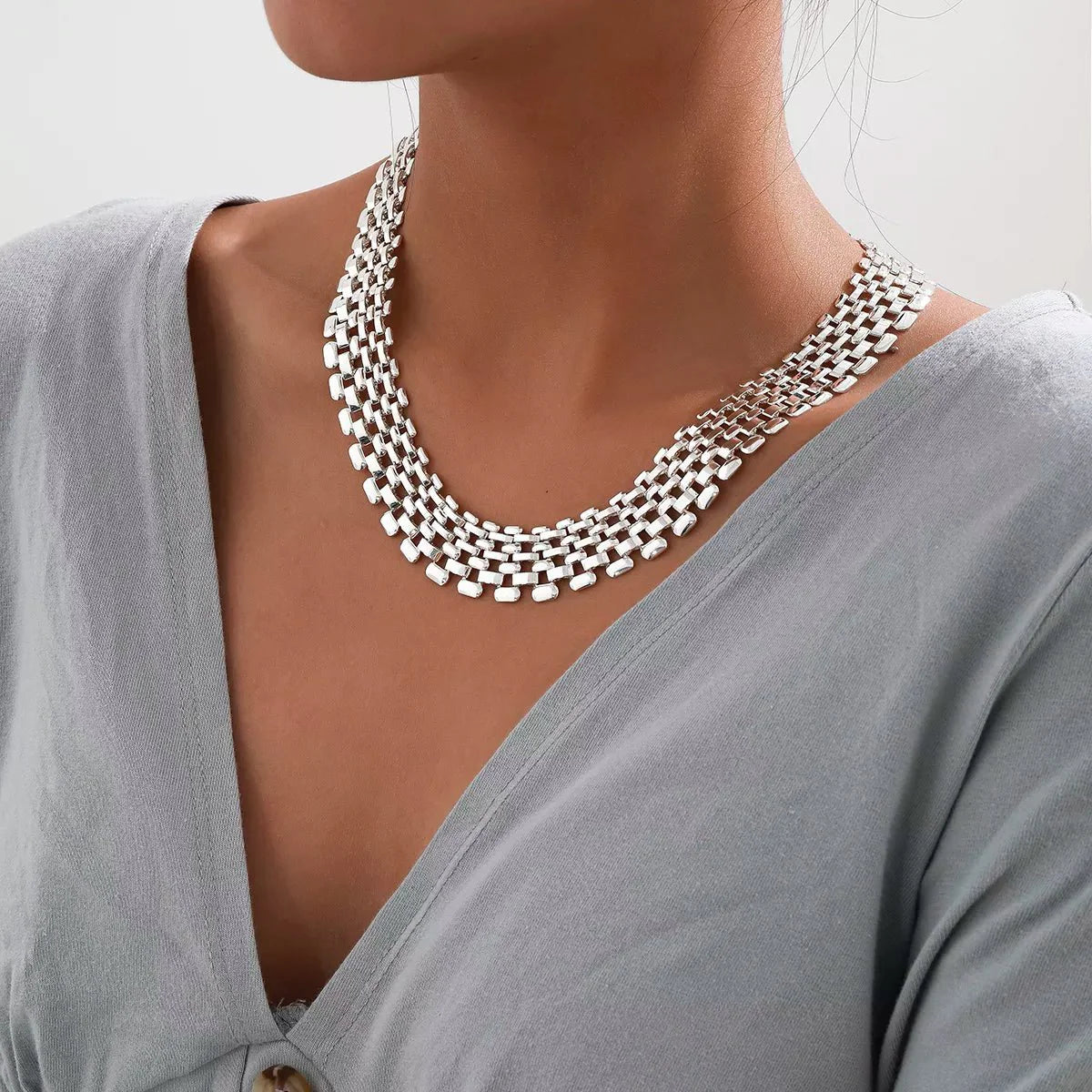 Brehn | Breite Fließende Flache Ketten Choker Halskette