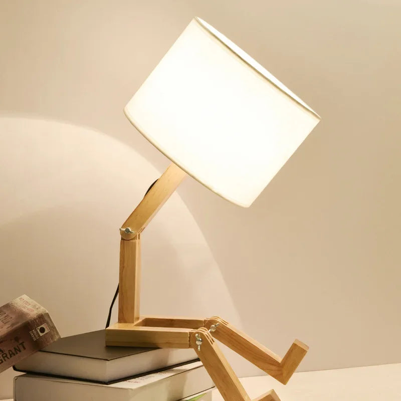 Brehn | Holz Tischlampe mit Bücherhalter - RutanFlex