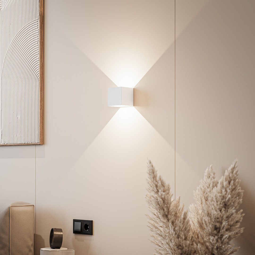 Brehn | LumiGuard - LED Wandleuchte mit Warmlicht