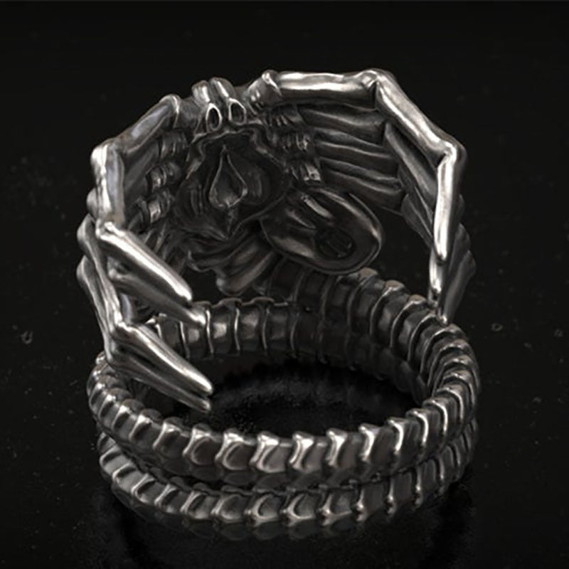 Brehn | Alien-Facehugger-Ring