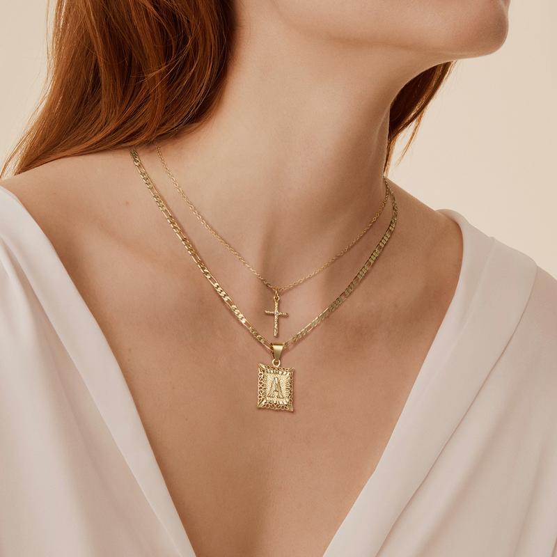 Brehn | 2pc 14k Initialen & Kreuz Anhänger Set