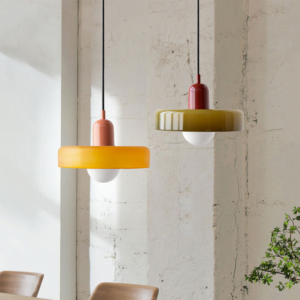 Farbenfrohe Bauhaus-Style Pendelleuchte - StiloGlas | Brehn