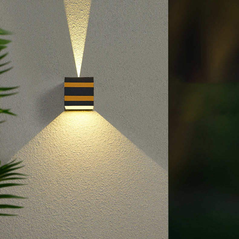 Outdoor Minimalistische Quadratische Würfel Aluminium Wasserdichte LED Wandlampe | Brehn