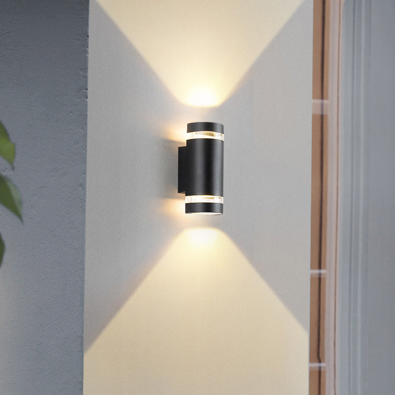 Zeitgenössischer industrieller wasserdichter Aluminiumzylinder LED Auf- und Abwärts leuchtender Spot-Wandleuchte für den Außenbereich Patio | Brehn
