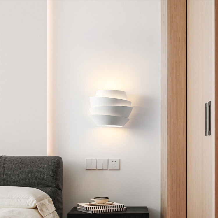 Skandinavische Wandlampe mit dualen Lichtpunkten - NordGlow | Brehn