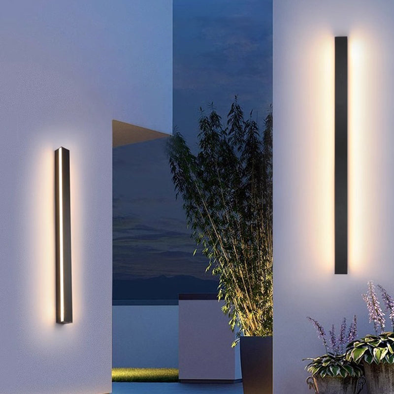 Lange, rechteckige LED-Wandleuchte aus Aluminium und Acryl für den Garten