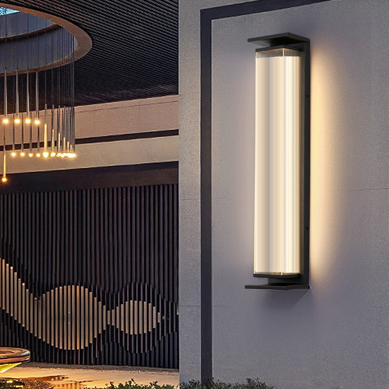 Modern minimalist wasserdichte rechteckige Edelstahl-Acryl-LED-Wandleuchte für den Außenbereich Patio | Brehn
