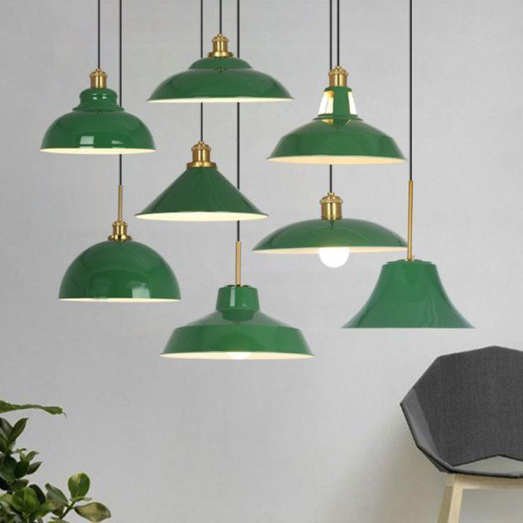 RetroDome Pendelleuchte im Industrie-Vintage-Stil | Grünes Eisenkuppel-Design | Einzelflammig | Rustikale Deckenbeleuchtung