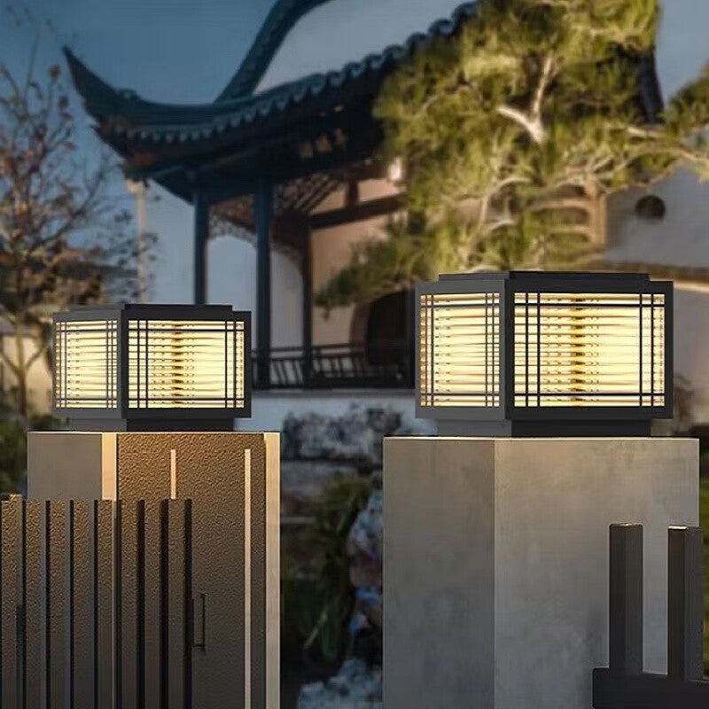 Traditionelle chinesische quadratische Aluminium-Glas 1-Licht Post Kopf Licht für Garten | Brehn