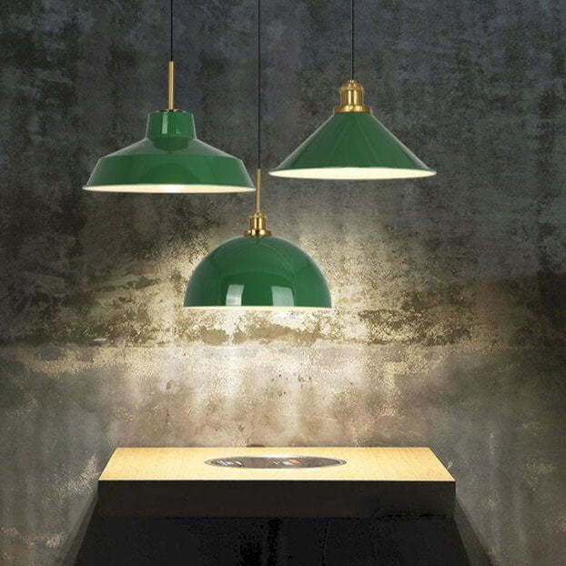 RetroDome Pendelleuchte im Industrie-Vintage-Stil | Grünes Eisenkuppel-Design | Einzelflammig | Rustikale Deckenbeleuchtung