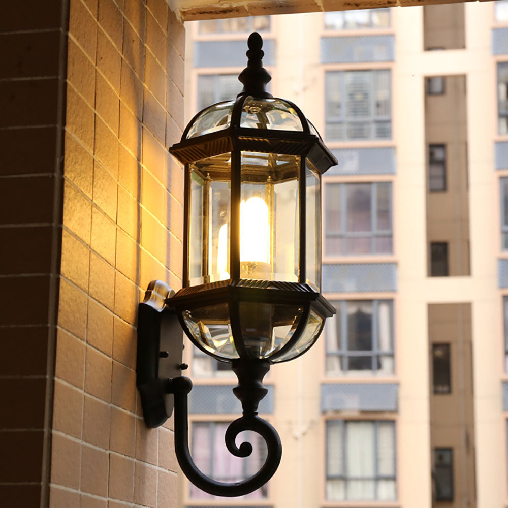 Traditionelle Vintage Wasserfeste Hexagonale Aluminium Glas 1-Licht Außenwandleuchte für Garten | Brehn