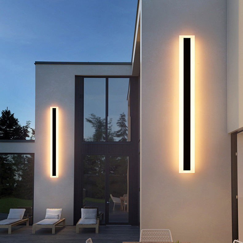 Lange, rechteckige LED-Wandleuchte aus Aluminium und Acryl für den Garten