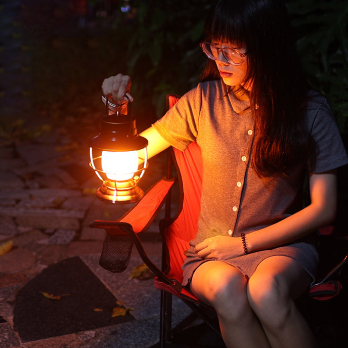 Traditionelles Bauernhaus Wasserdichte Wiederaufladbare Eisen Acryl Zylinder LED Tischlampe Für Unterhaltungsraum | Brehn