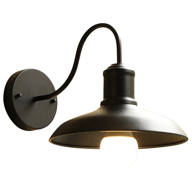 Retro Loft Dome Iron Outdoor Waterproof 1-flammige Wandleuchte mit gebogenem Arm