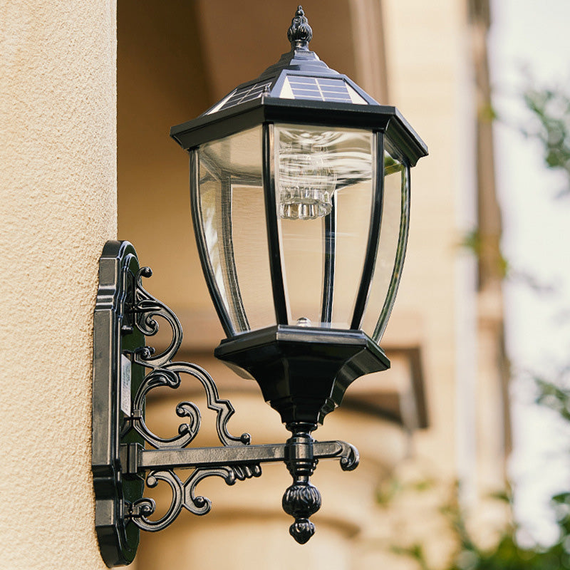 Traditionelle europäische Aluminium-Glas-LED-Solar-Wasserdichte Wandleuchte für den Außenbereich | Brehn