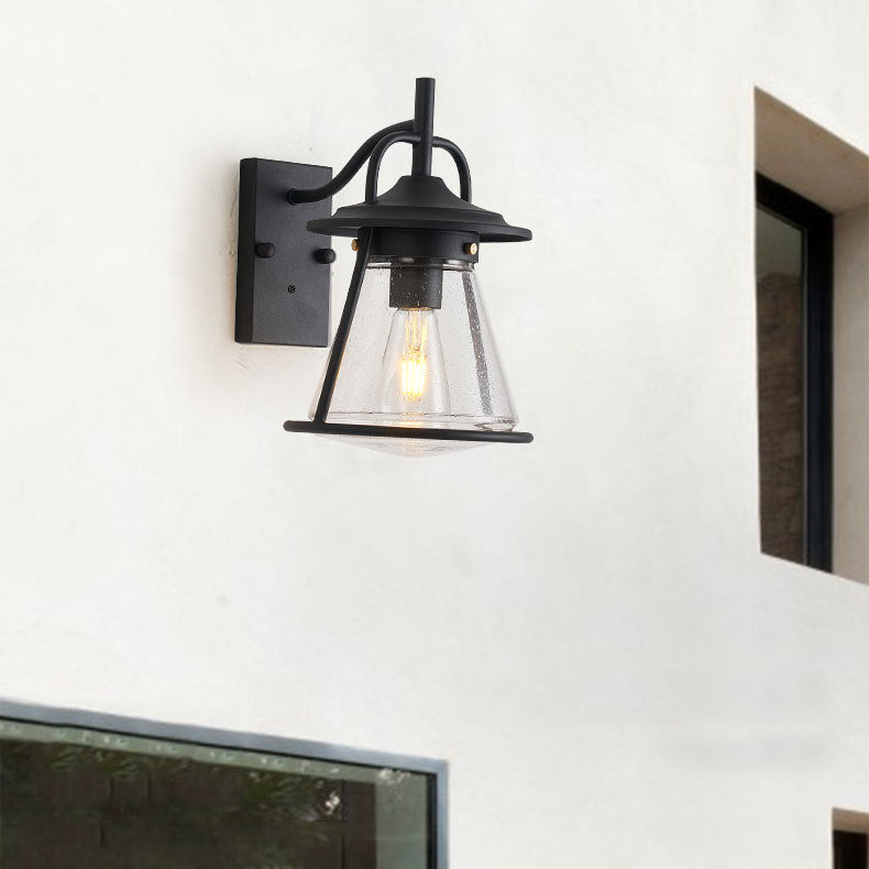 Wasserdichte Glasscone-Schirm 1-Licht Außenwandlampe | Brehn