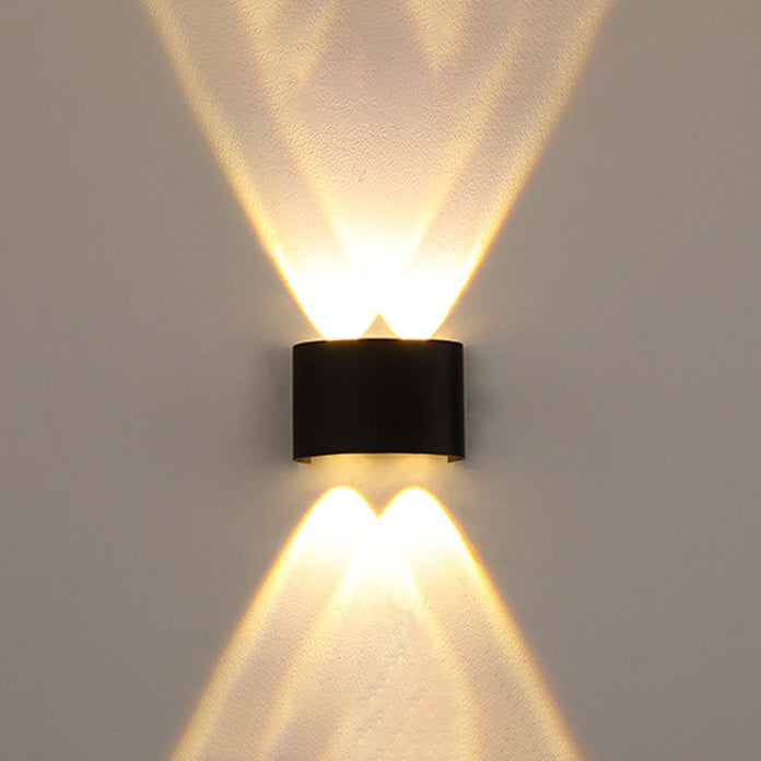 Moderne LED-Wandleuchte mit Bogenstrahler nach oben und unten, wasserdicht, für den Außenbereich
