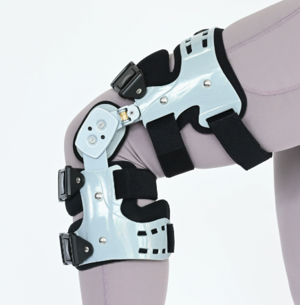 Verstellbare Kniebandage zur Schmerzlinderung