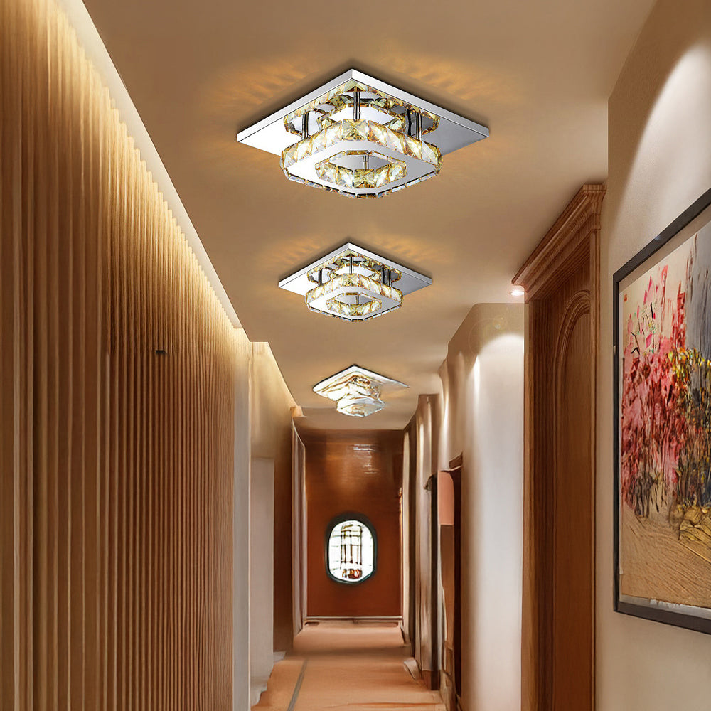 Moderne LED-Deckenleuchte mit Kristalloptik