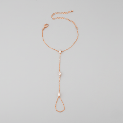 Verstellbares Fingerring-Armband aus Edelstahl mit Kristallen