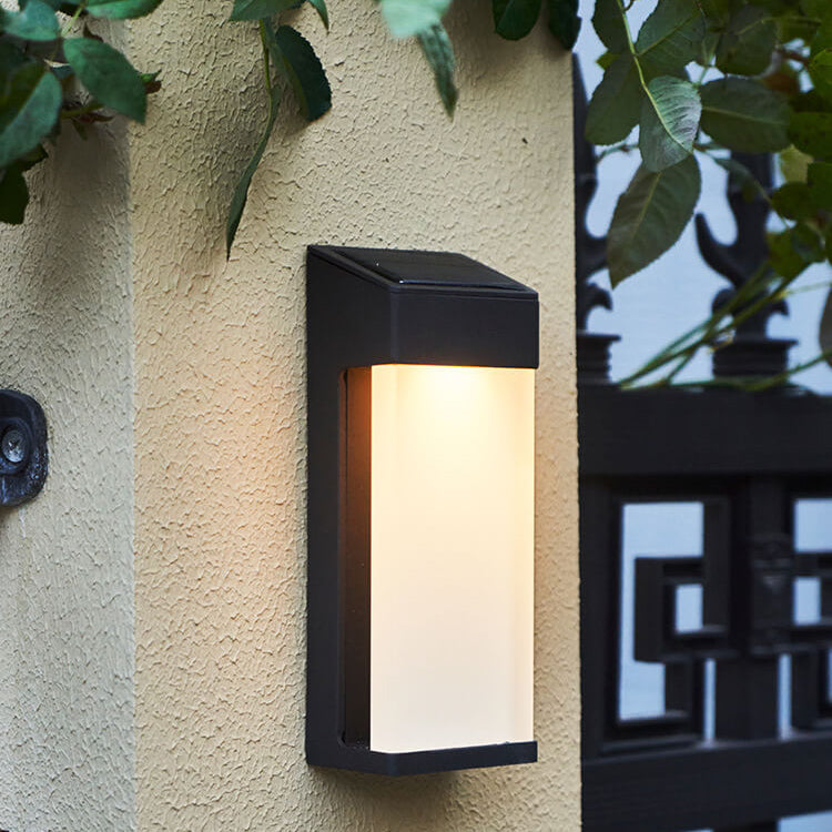 Solar Square Frosted Glass Wasserdichte Außen-LED-Wandleuchte | Brehn