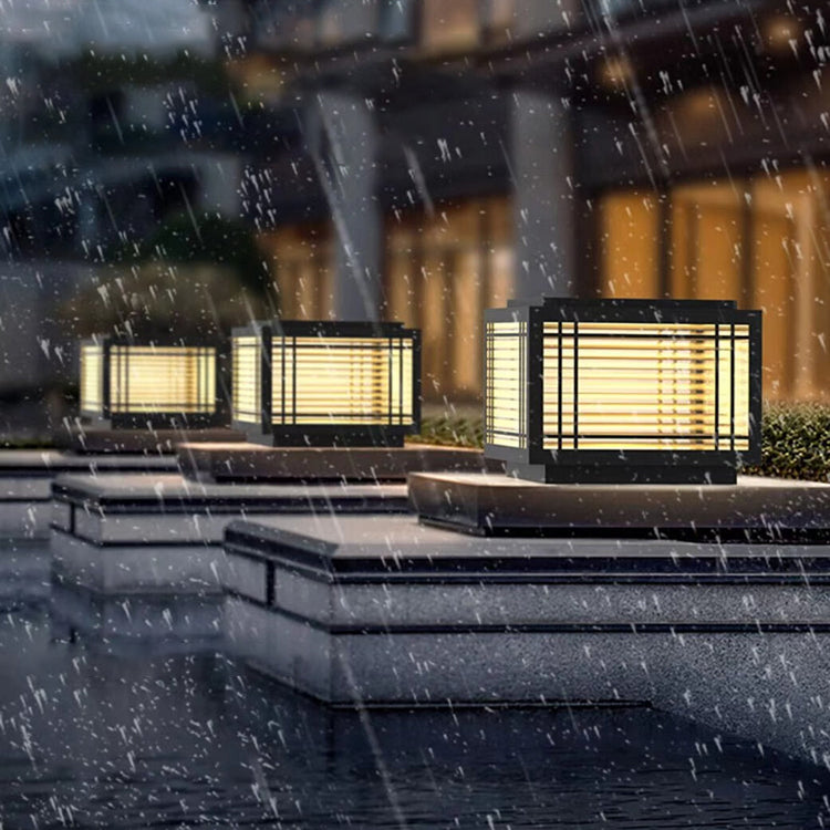 Traditionelle chinesische quadratische Aluminium-Glas 1-Licht Post Kopf Licht für Garten | Brehn