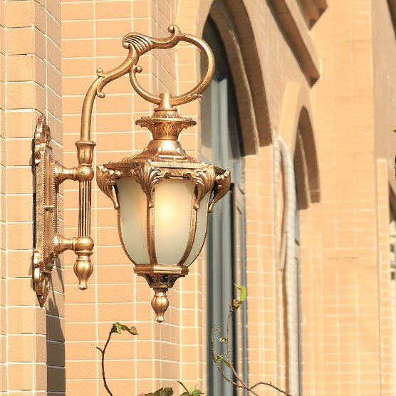 Europäische Retro Aluminium Glas geschnitzte Laterne 1-Licht Außen wasserdichte Wand Sconce Lampe | Brehn