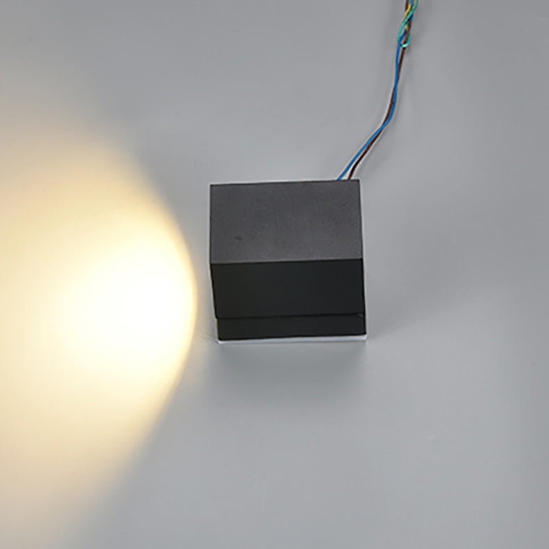 Moderne Einfachheit Wasserdichte Einstellbare Winkel Quadratische Aluminium LED Wandlampe Für Außenpatio | Brehn