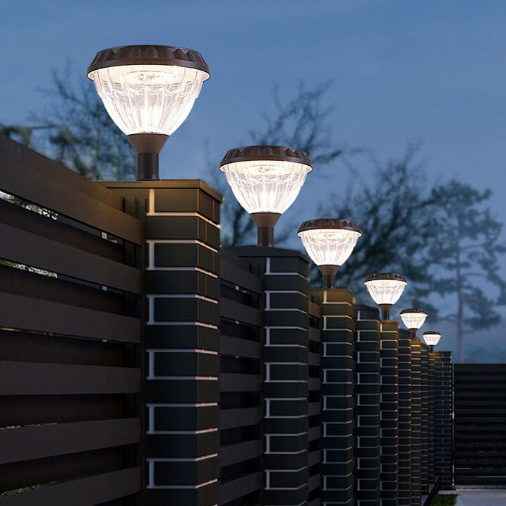 Modernes schwarzes Solar-Druckguss-Aluminium-Glas-Außen-Patio-Wasserdicht-Säulen-Hochlicht | Brehn