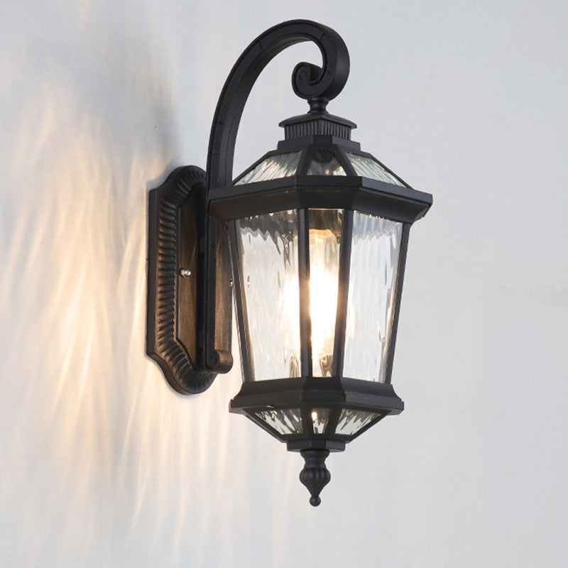 Traditionelle europäische wasserdichte Aluminium-Glas-Oktagon-Zylinder 1-Licht-Wandlampe für den Garten | Brehn
