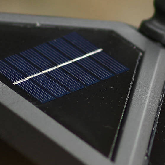 Industrielle, wasserdichte Solar-Gartenleuchte aus Aluminium-Druckguss mit Glaseinsatz und 1-flammiger Beleuchtung