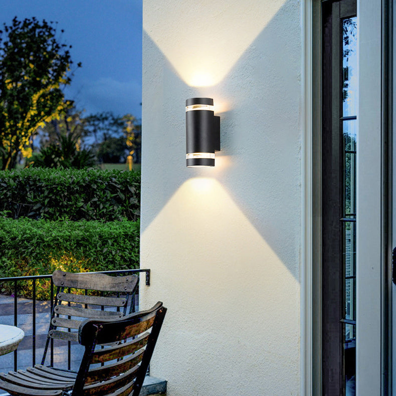 Zeitgenössischer industrieller wasserdichter Aluminiumzylinder LED Auf- und Abwärts leuchtender Spot-Wandleuchte für den Außenbereich Patio | Brehn