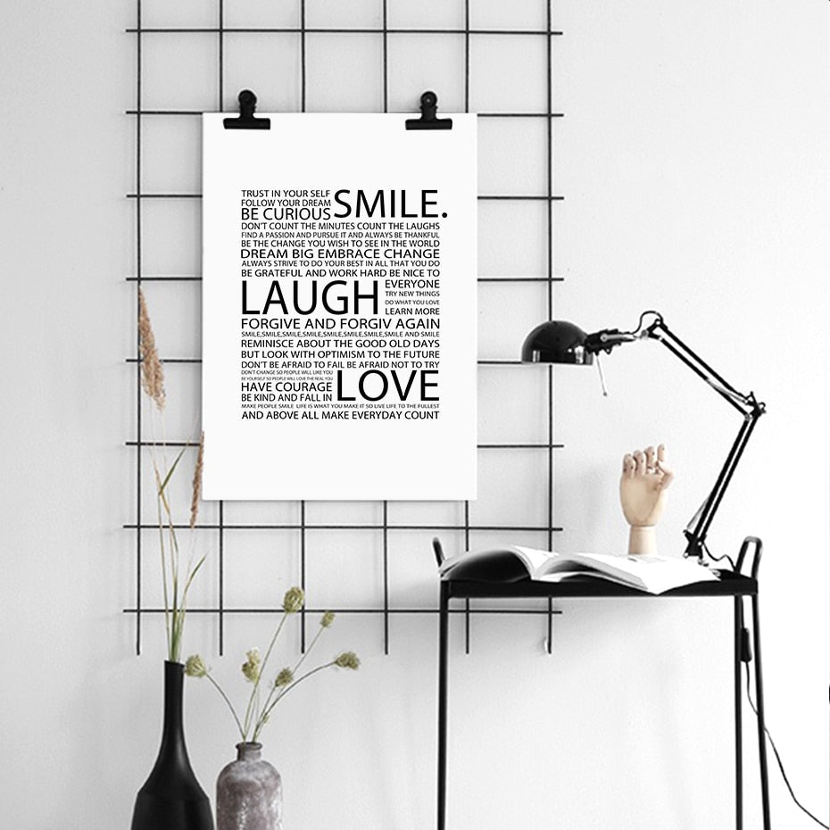 Romantische Blumen, Lächeln, Lachen, Liebeszitat - Leinwandbild