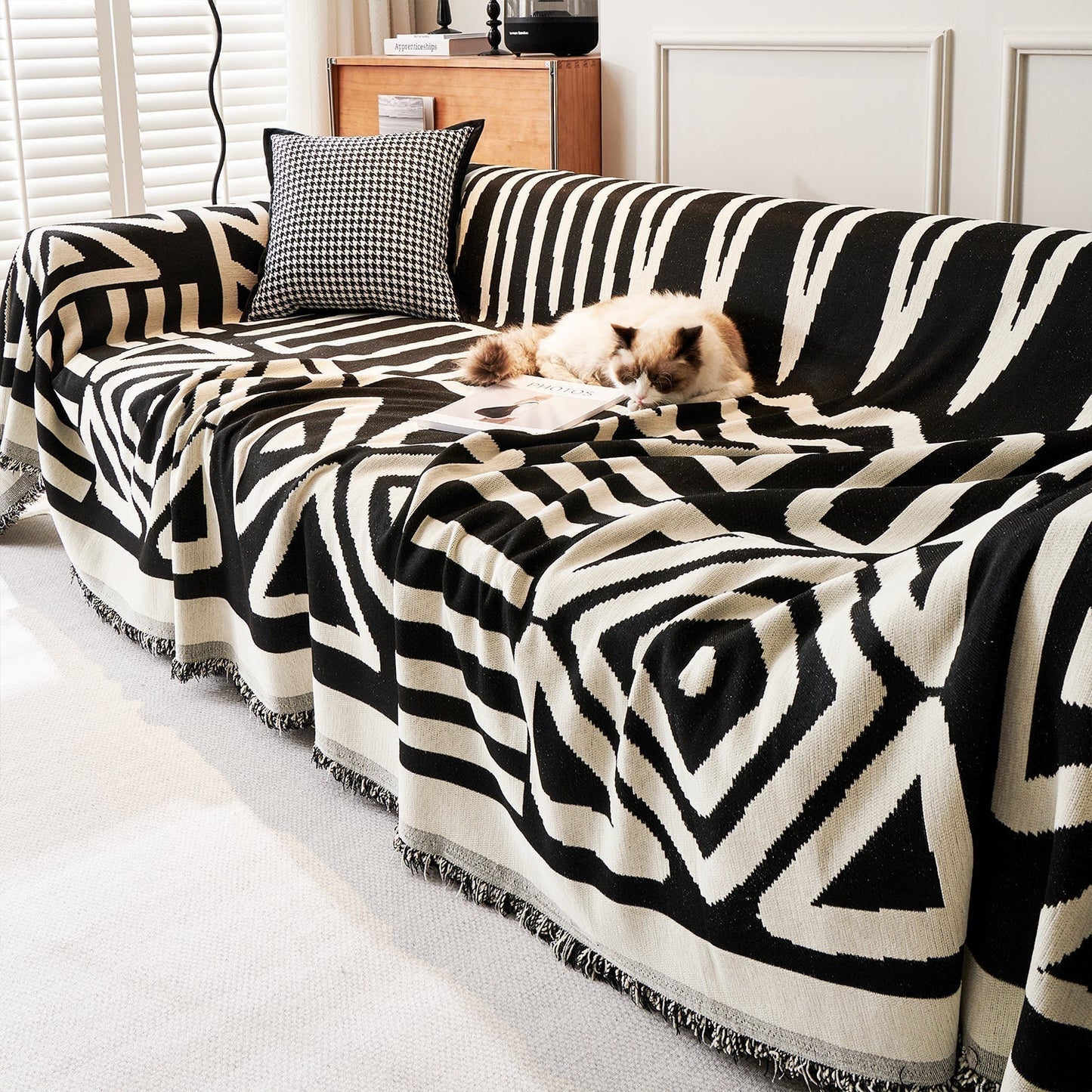 Geometrischer Boho-Stil Sofaüberzug - Modern, Stilvoll & Strapazierfähig Sofa Schutz | Brehn