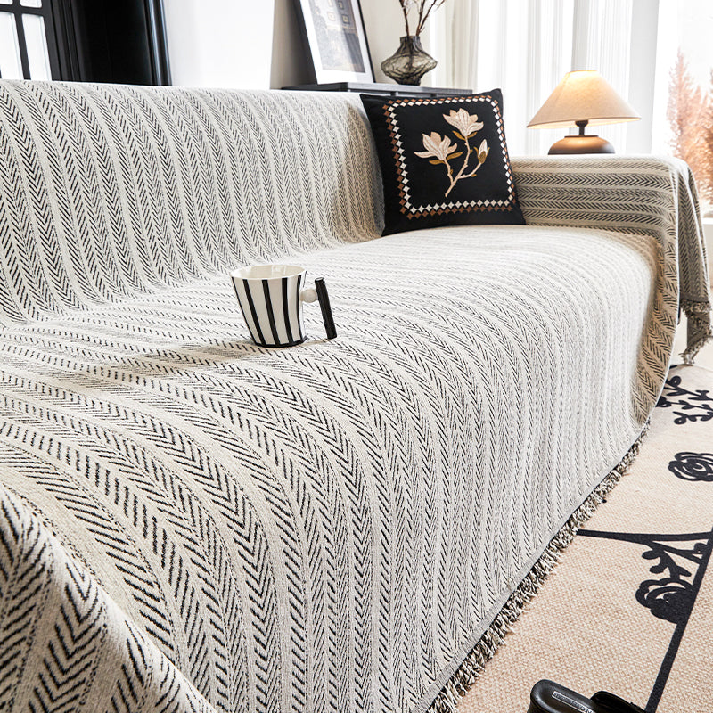 Fischgrätmuster-Sofabezug - Modern, stilvoll & langlebiger Sofaschutz | Brehn