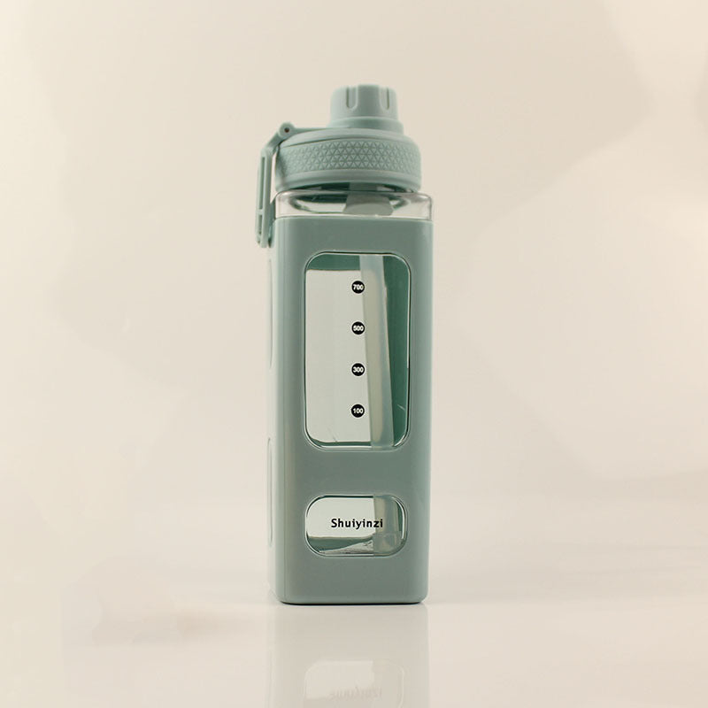 Große Trinkflasche mit Strohhalm 700–900 ml