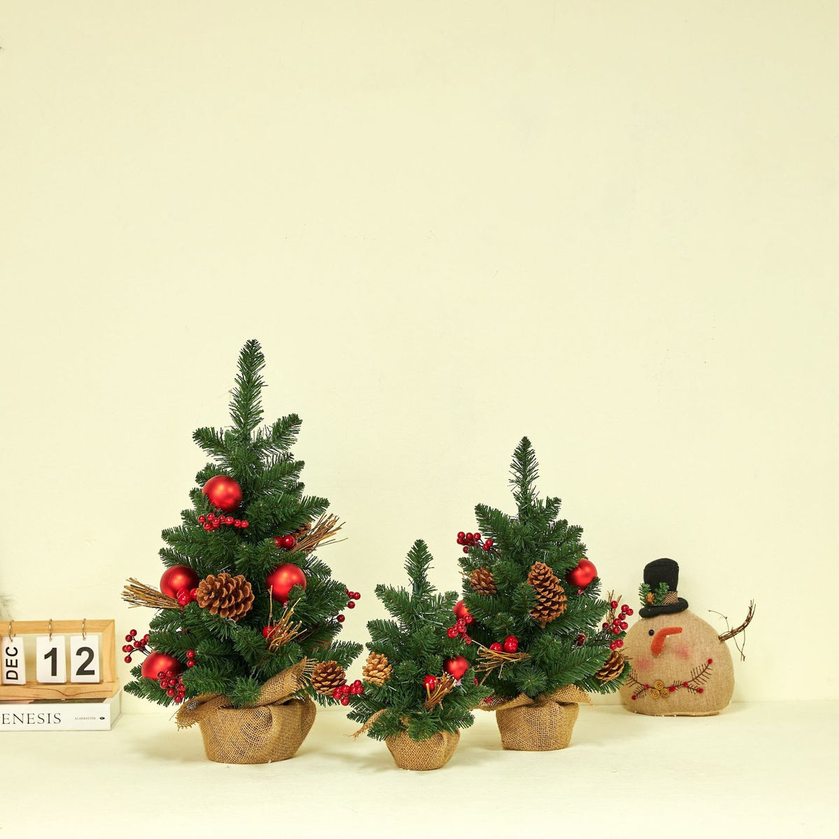 Mini-Weihnachtsbaum mit Tannenzapfen, verschiedene Größen