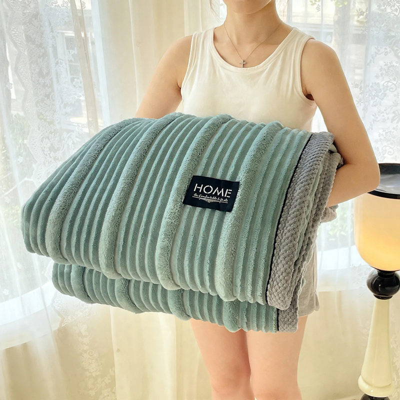 Flauschige Kaninchenfell-Imitat Decke, extra warm