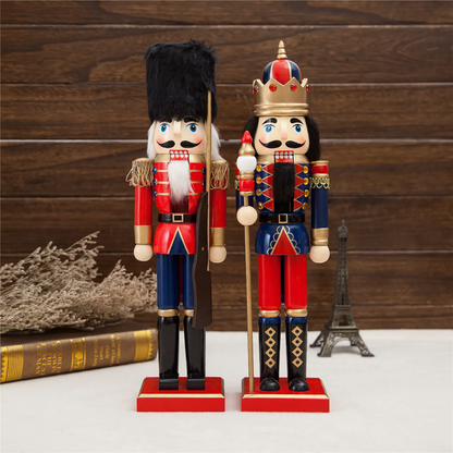 Klassischer Nussknacker-Soldat, 38 cm