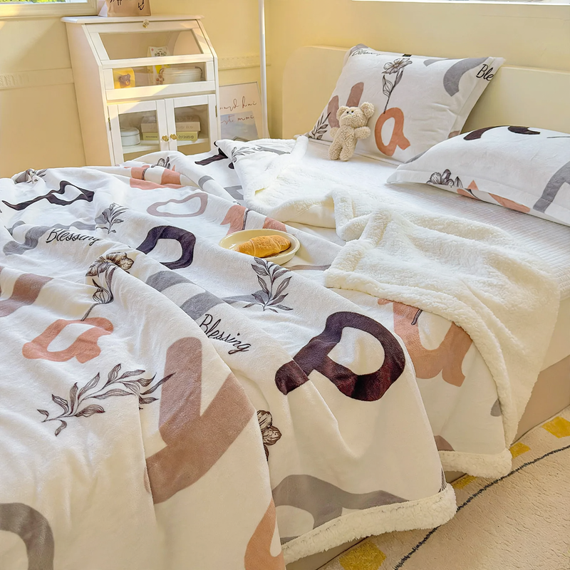 Flauschige Milchfaser-Fleece Wohndecke, winterwarm