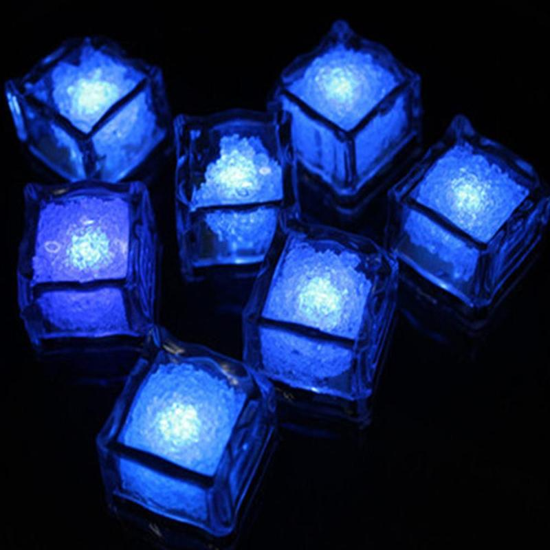 Bunte wasseraktivierte LED-Eiswürfel