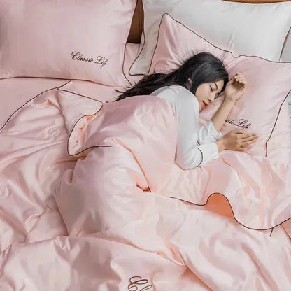 SummerSilk Decke - Weiche kühlende bestickte Seidendecke | Brehn