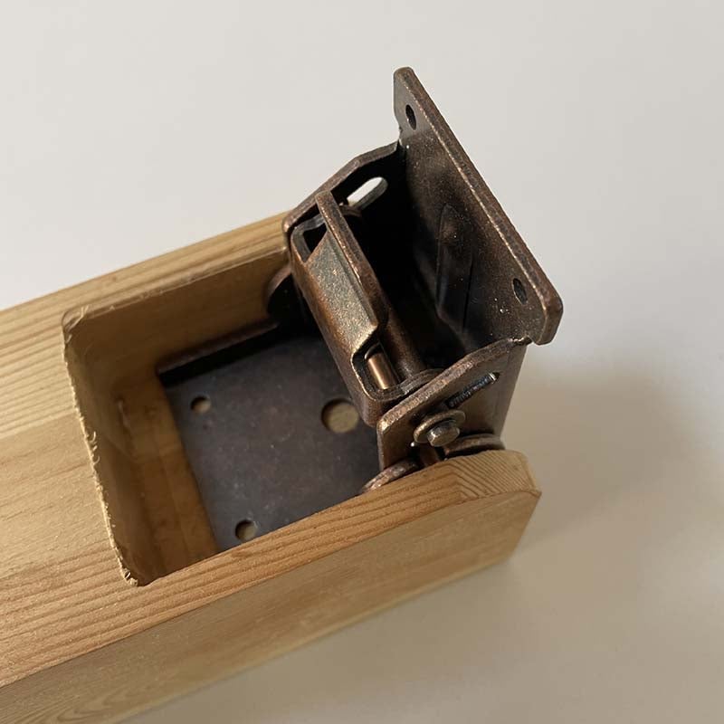 90 Grad selbstverriegelndes Klappscharnier korrosionsbeständiger unsichtbarer Connector | Brehn