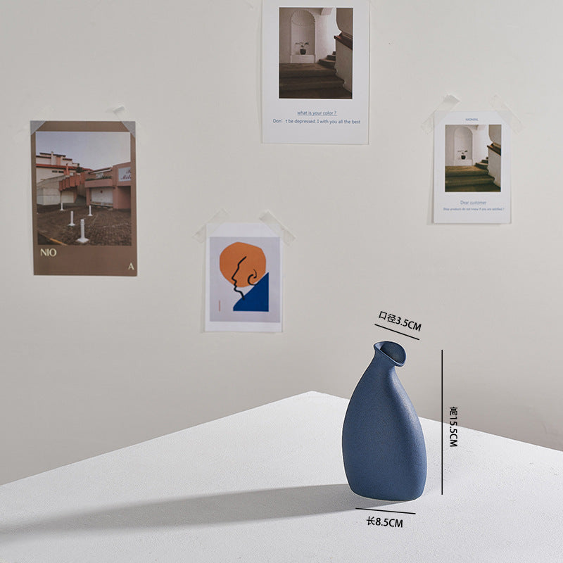 Künstlerische zeitgenössische Vase