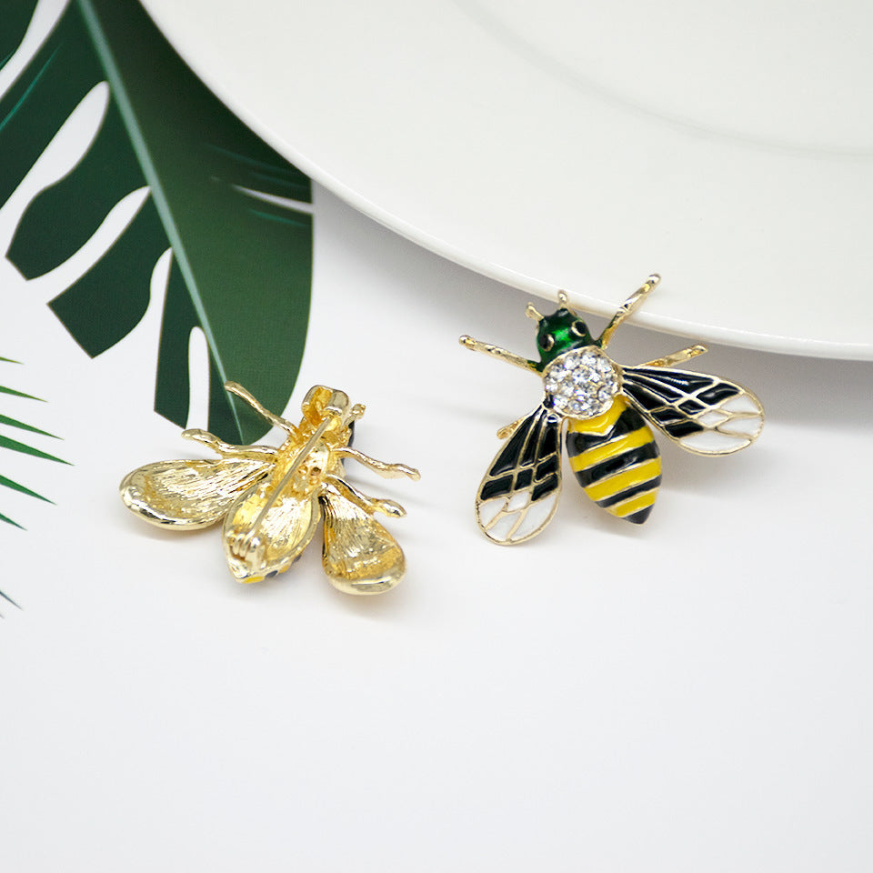 Dekorative von Bienen inspirierte Brosche Brehn